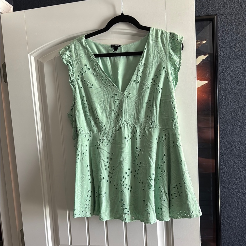 Torrid Green Embellished Peplum Blouse Cap Sleeve